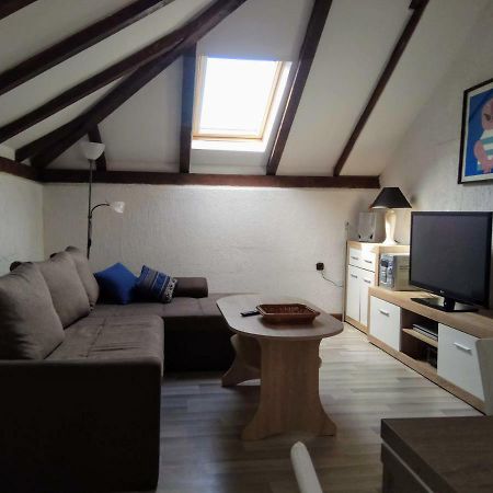 Apartman Slava Tisno Luaran gambar