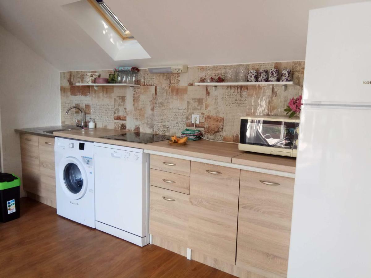 Apartman Slava Tisno Luaran gambar